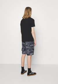 Ellesse LAVAREDO - Shorts - grey