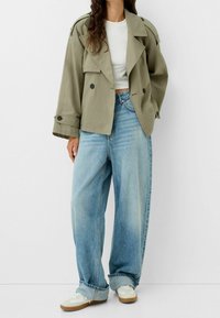 Bershka Blazer - khaki