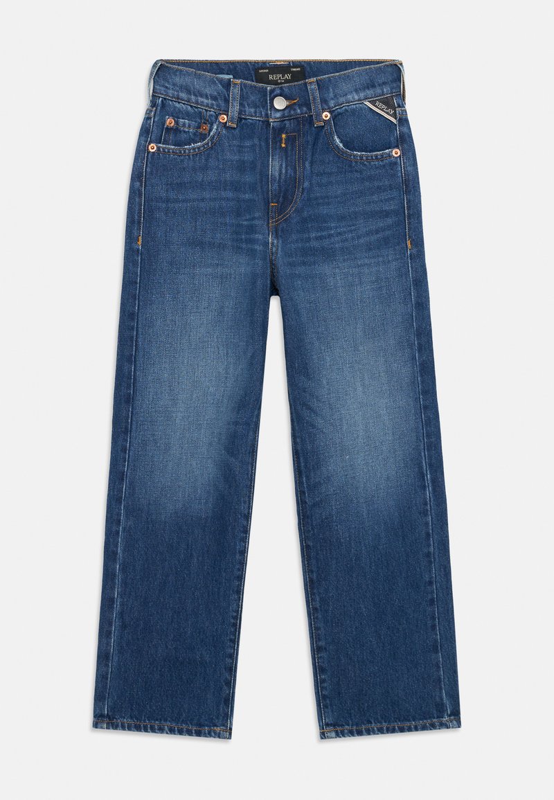 Vaqueros de mezclilla azul con corte relajado, que cuentan con pierna recta, cinco bolsillos y costuras en contraste. Cierre de botón y cremallera en la cintura.