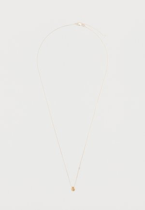 Auksinė pendant kaklo grandinėlė su švelniu metaliniu grandinėliu, centre esantis ovalus žavesys ir krabų užsegimas.