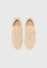 Lacoste COURT  - Tenisice - nat/off white