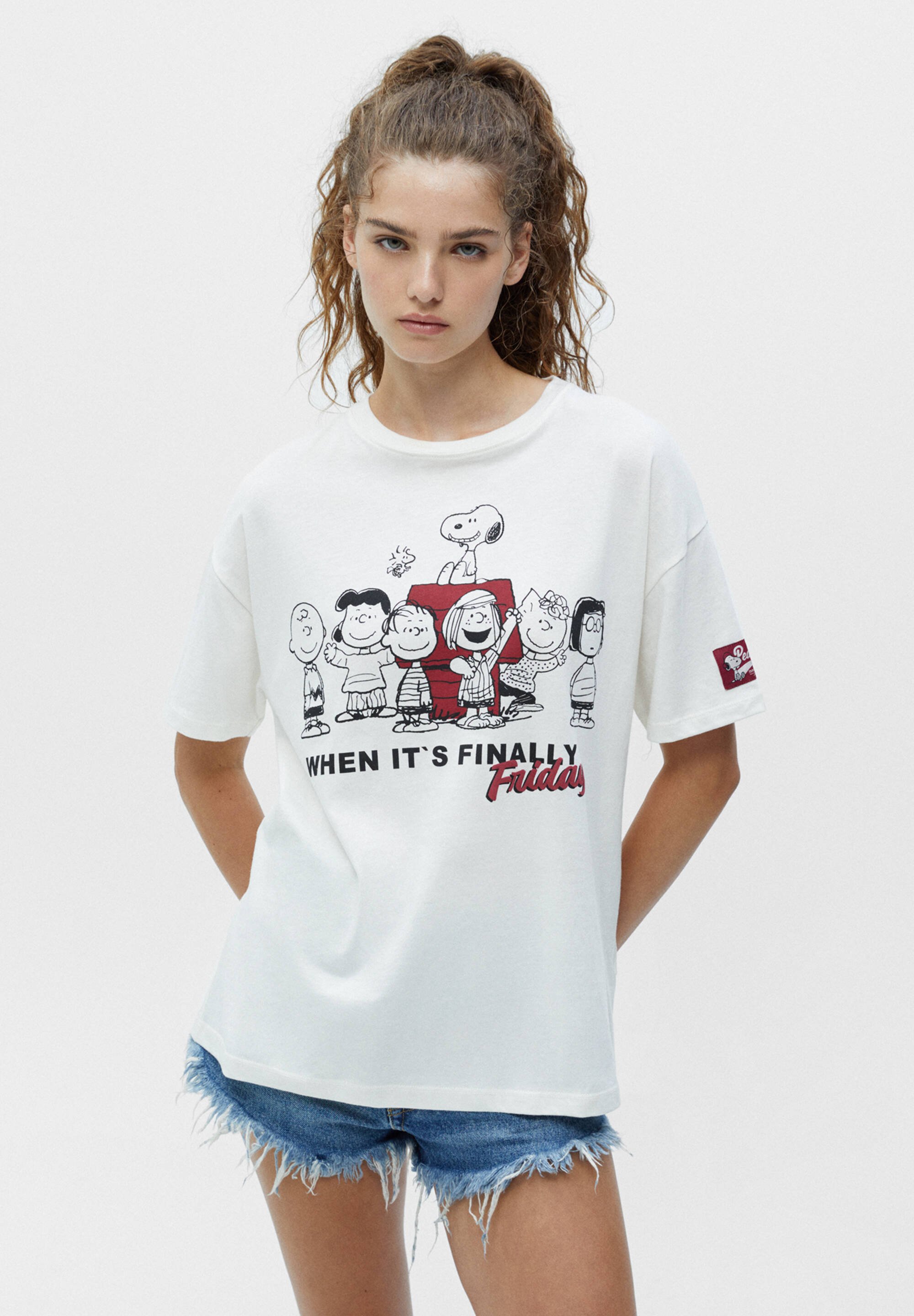 pull and bear snoopy t shirt