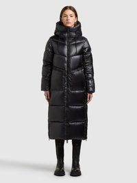 Zwarte donzen jas met een lang, doorgestikt ontwerp, capuchon en ritssluiting aan de voorkant. Voorzien van zijzakken en een getextureerde, glanzende stof.