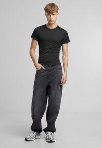 Mister Tee T-shirts - black