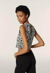 Freddy Top - allover animalier multicolor