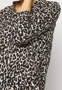 Vero Moda Tunika - beige