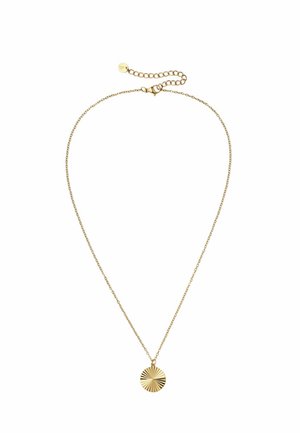 Collier délicat en chaîne dorée avec un pendentif rond texturé en forme de rayons de soleil et une extension de chaîne à fermoir ajustable.
