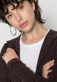 Vero Moda VMDOFFY OPEN HOOD CARDIGAN  - Casaco de malha - port royaledetail/black melange