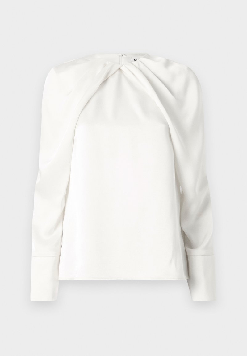 Biała bluzka z długimi rękawami, z drapowanym przodem i gładką, błyszczącą fakturą. Zawiera zamek błyskawiczny z tyłu przy szyi.