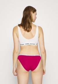 Tommy Hilfiger 3 PACK - Slip - ital wine/gold/laz blue