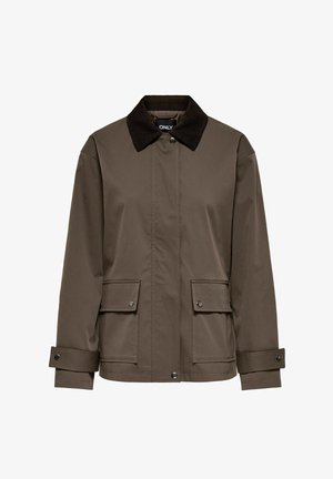 Braune Jacke mit dunkelbraunem Cordkragen, Frontverschluss mit Druckknöpfen, zwei aufgesetzten Taschen mit Klappen und verstellbaren Druckknopfmanschetten.