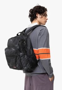 Eastpak MORIUS - Mochila - refleks dots black