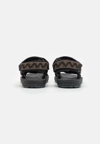 Jack Wolfskin WAVE BREAKER  - Tursandaler - tobacco