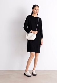 HUGO BECKY BAG - Håndveske - open white