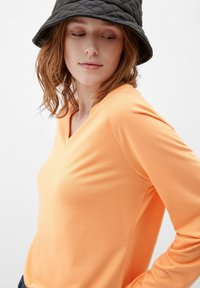 QS MANCHES LONGUES ET ENCOLURE EN V - Longsleeve - mango