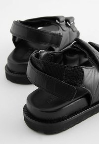 Next Vandringssandaler - black