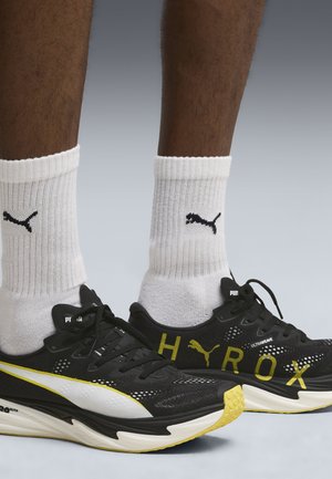 Puma, DEVIATE NITRO ELITE 4 HYROX - Trainingsschuh - black-vibrant yellow