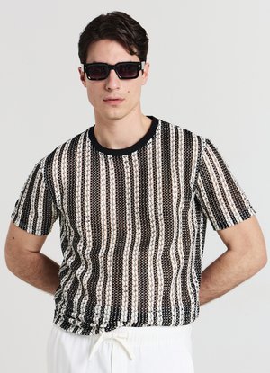 T-shirt con stampa - var nero