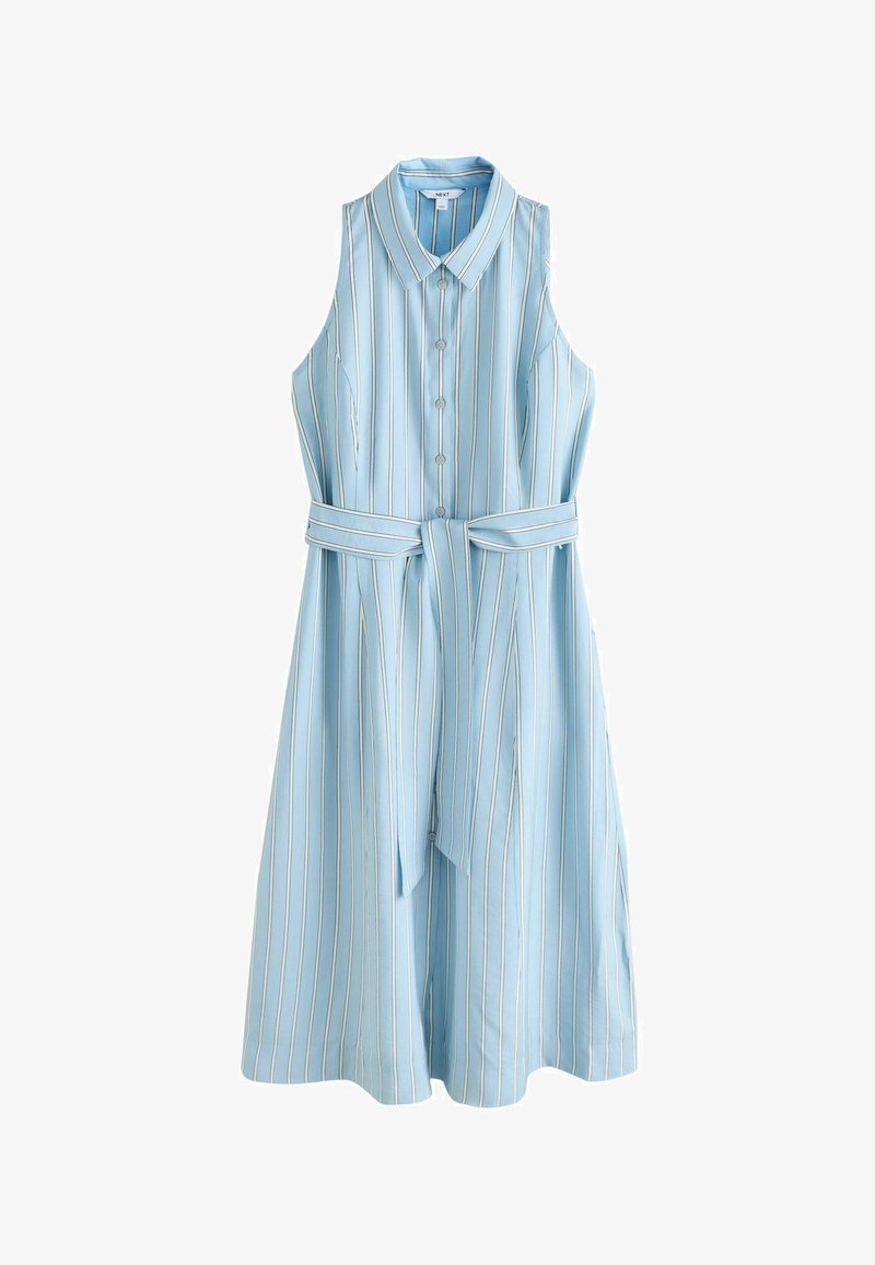 Robe sans manches bleu clair avec des rayures verticales blanches, boutons à l'avant, col et une ceinture assortie à nouer à la taille.