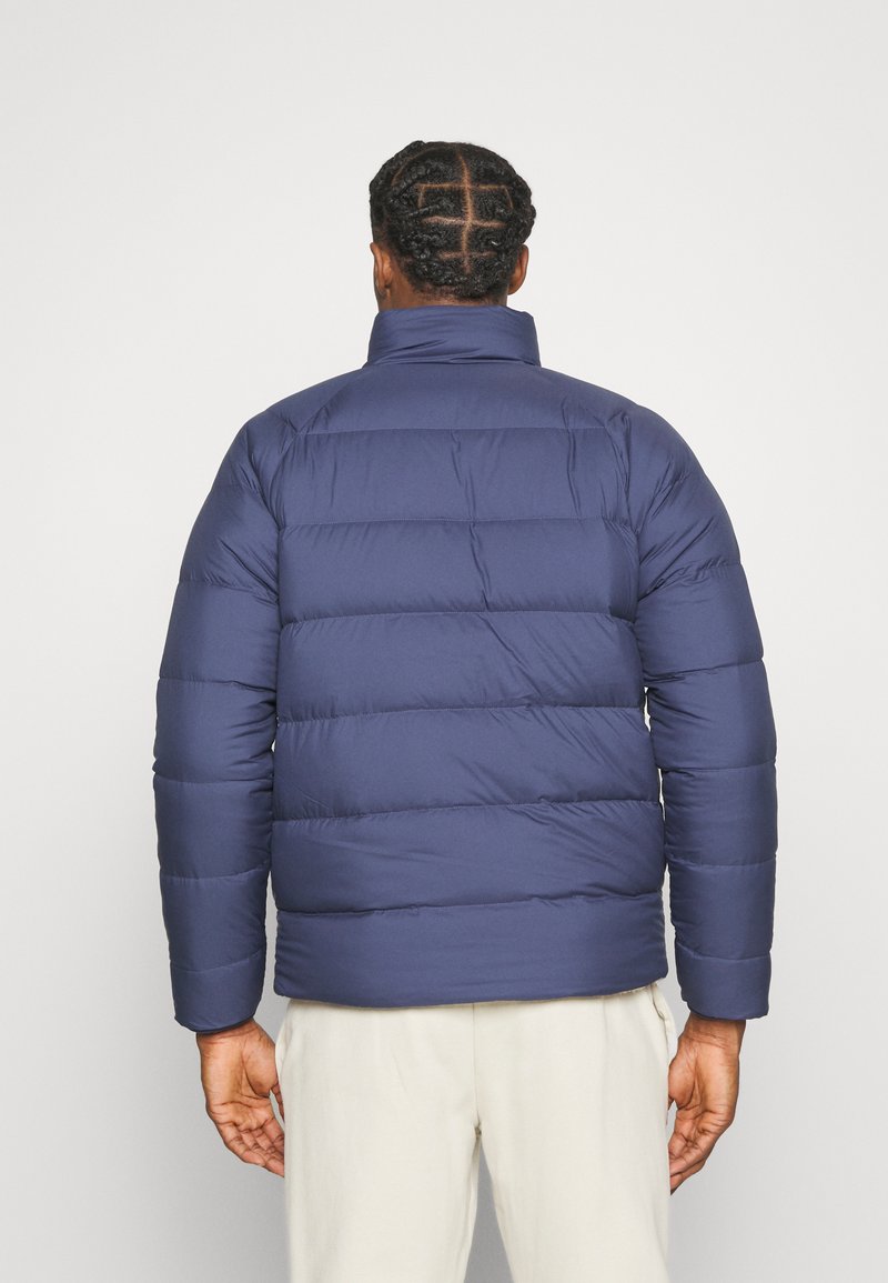 patagonia navy puffer