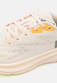 HOKA CLIFTON 9 - Sneakers basse - vanilla/astral