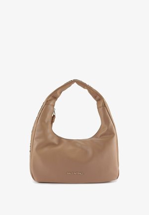 Sac hobo en cuir marron clair avec une finition douce et texturée, doté d'une fermeture éclair et d'un logo doré à l'avant.