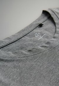 Thumbnail Image 9