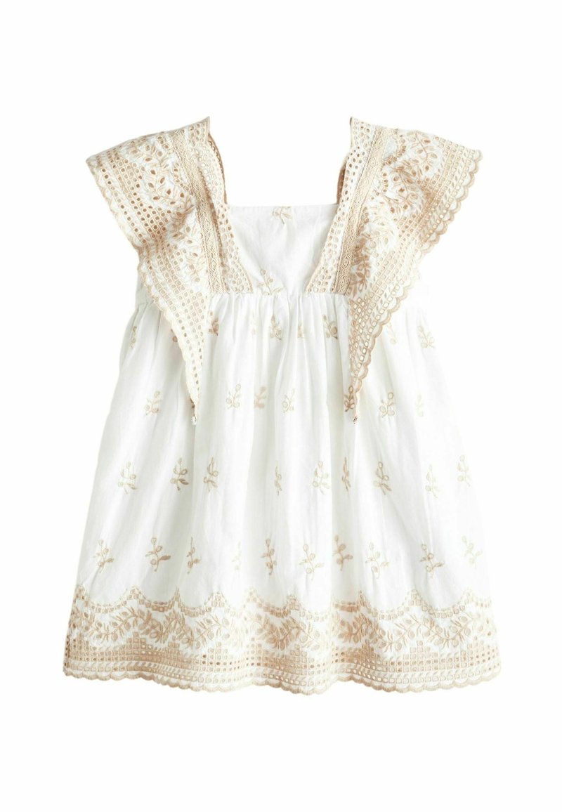 Robe blanche sans manches avec broderie florale beige et détails en dentelle festonnée aux épaules et à l'ourlet, adaptée pour un tout-petit ou un jeune enfant.