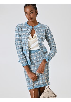 Cardigan - light blue