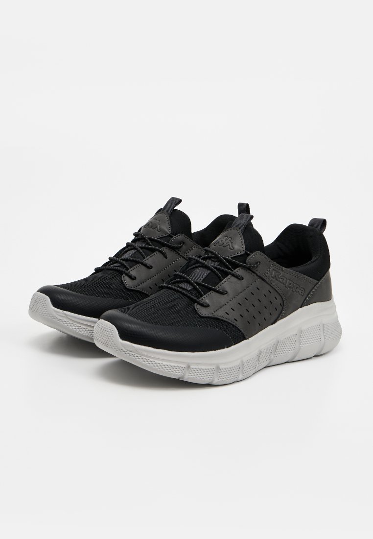 Sneaker low