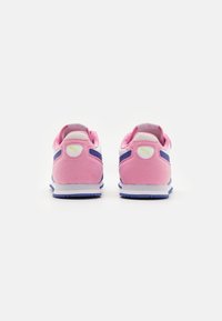 Puma CABANA RACER 20 UNISEX - Baskets basses - white/lapis lazuli/mauved out/cool cucumber