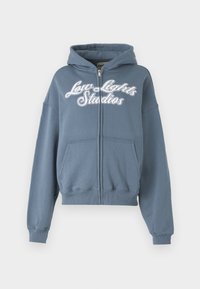 LOW LIGHTS STUDIOS® SHUTTER WOMAN ZIPPER - Kapucnis pulóver - dusty blue