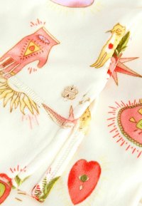 Never Fully Dressed MYSTIC COSY SET - REGULAR FIT - Set lenjerie de noapte - cream