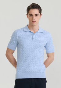 Non sélectionné, light blue