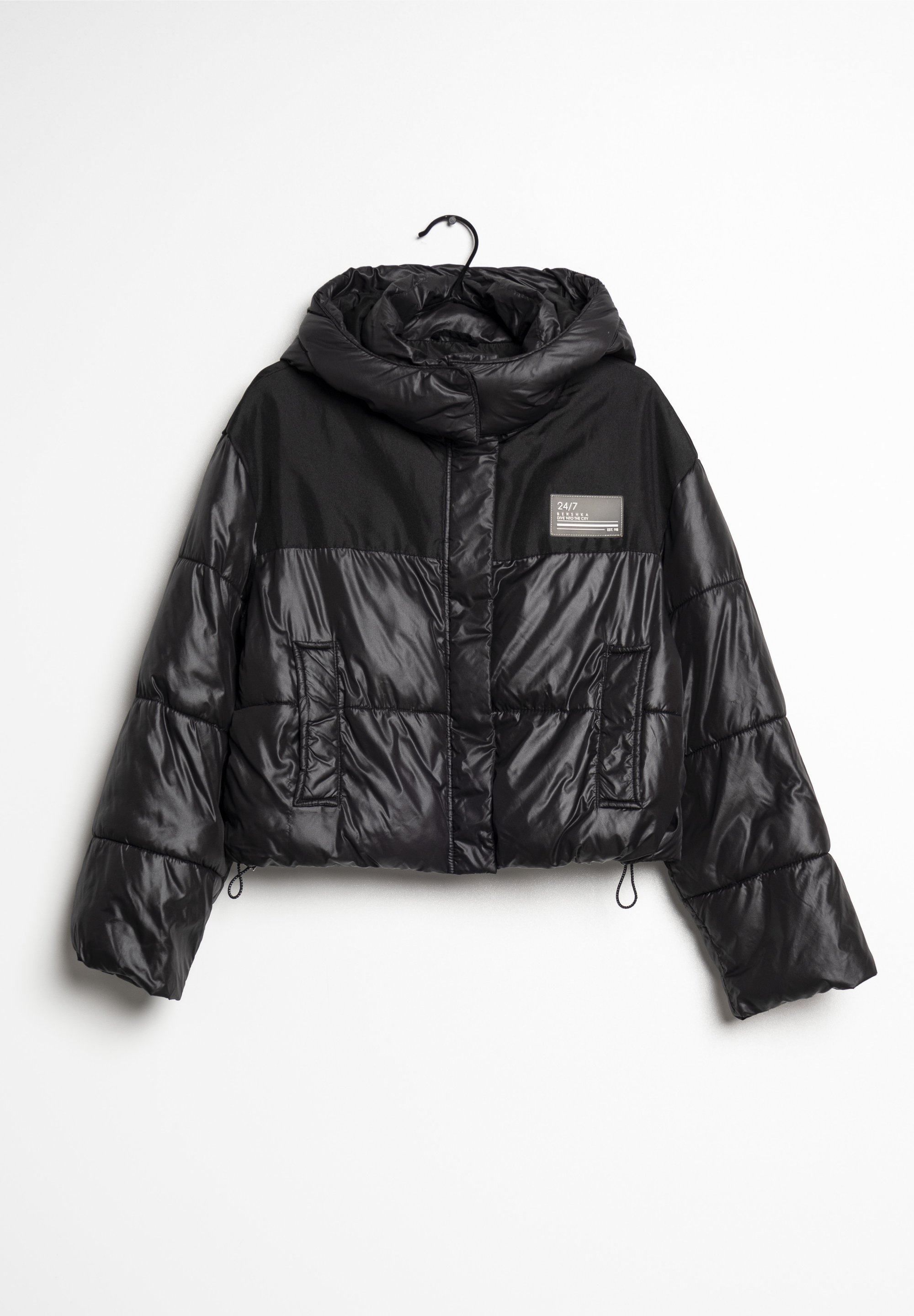 Bershka Winter jacket black (Pre-owned) Zalando