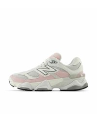 9060 - Sneakers hoog - pink grey