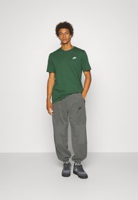 Thumbnail Image 6