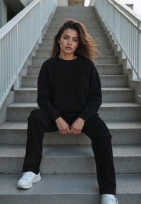 Vivisence HOMEWEAR SET - Chándal - black