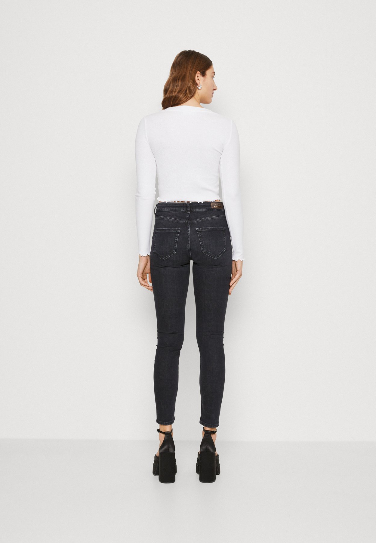 ONLBLUSH MID
