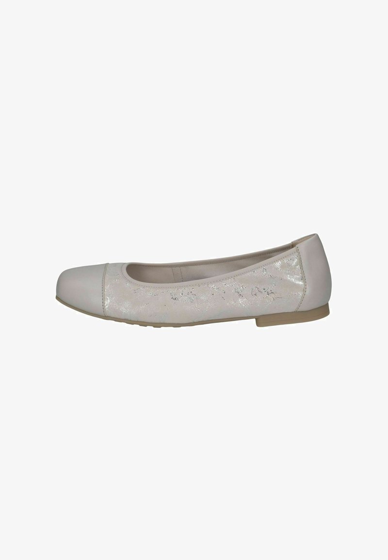Chaussure de ballet plate en rose pâle avec une finition mate, présentant une section texturée brillante sur le côté et un bout arrondi. Semelle souple.