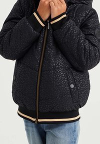 WE Fashion Vinterjacka - black