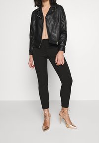 Dorothy Perkins Petite Blus - off-white