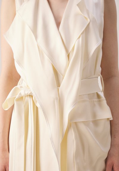 Victoria Beckham TRENCH DRESS - Kokteiļkleita/ballīšu kleita - ivory
