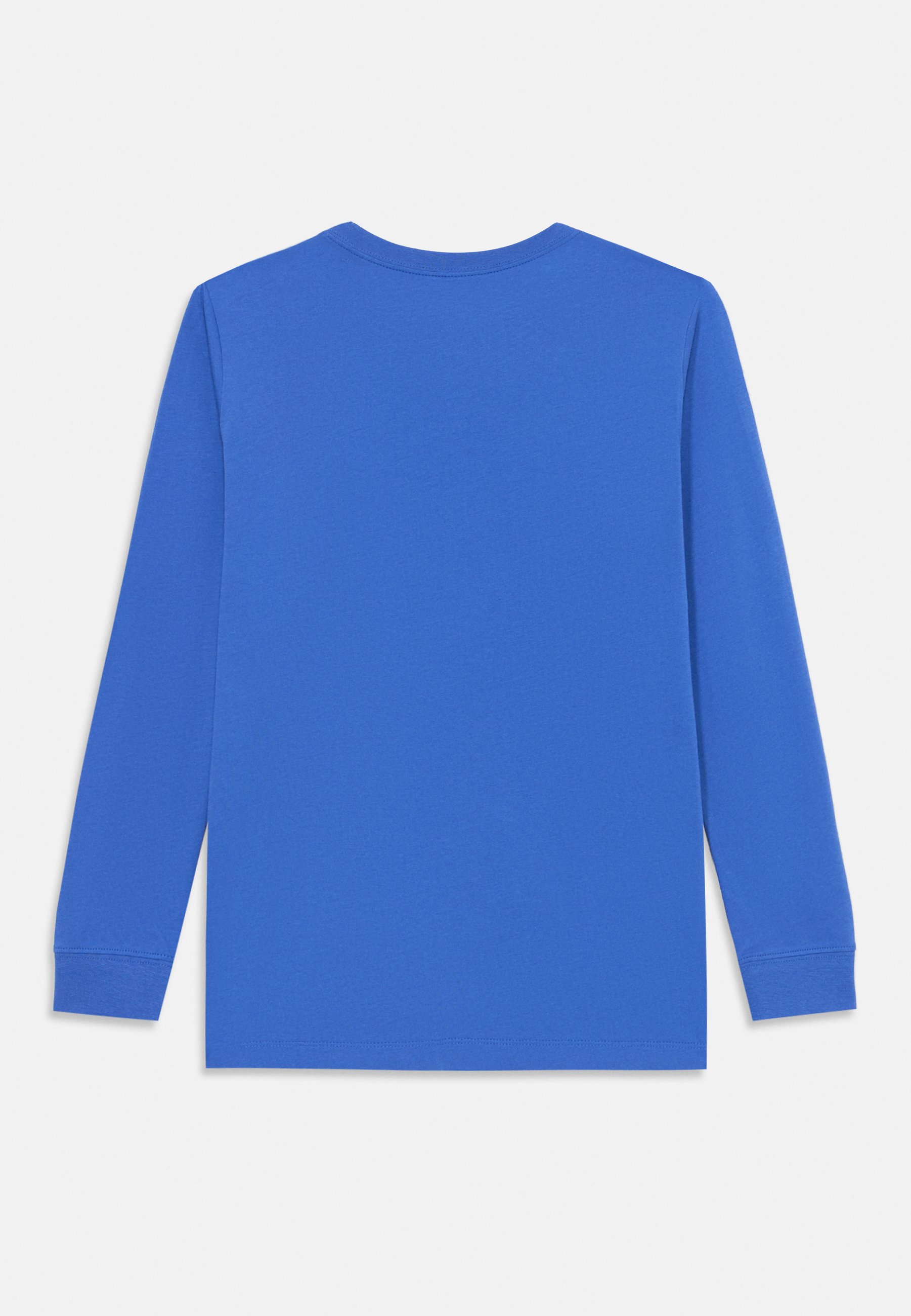 nike futura long sleeve top