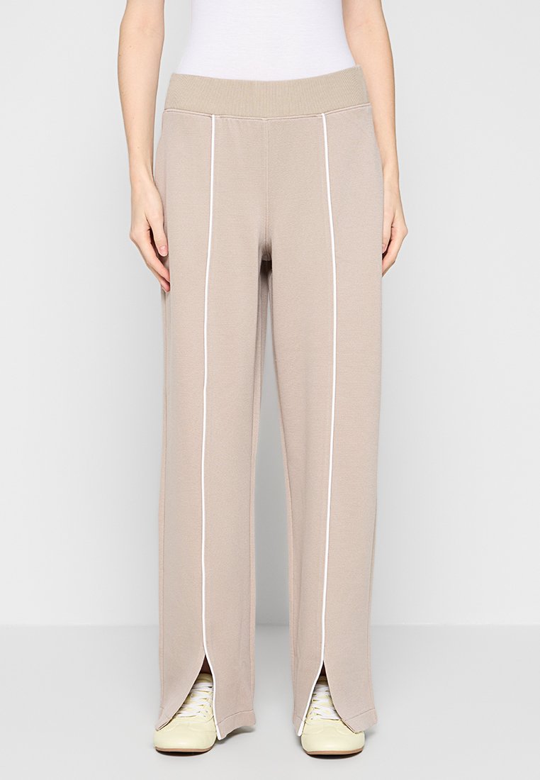 Spanx Trainingsbroek beige