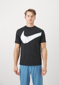 Nike Performance HYVERSE - T-Shirt sport - black/white