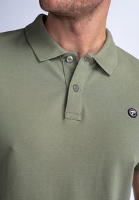 Petrol Industries Piké - sage green