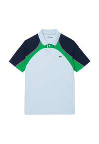 Polo in cotone con corpo blu chiaro, maniche blu navy, pannelli di accentuazione verdi e piping rosa. Include logo ricamato e colletto classico.