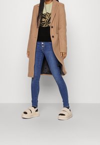 Vero Moda Strickpullover - beige
