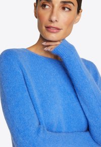 Rich & Royal WEITER - Striktrøje - palace blue